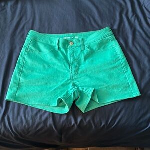 Women's Green High Rise WoW Shorts